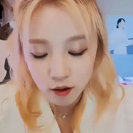 Sticker 🧞‍♀️