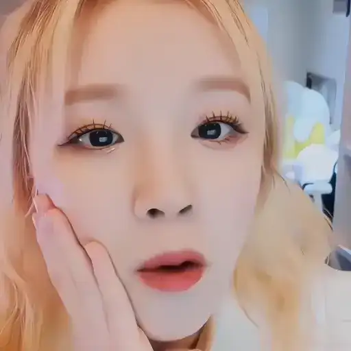 Sticker 🧞‍♀️