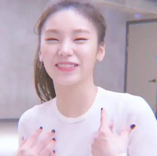 YEJI 황 by 🐧🐚 preview