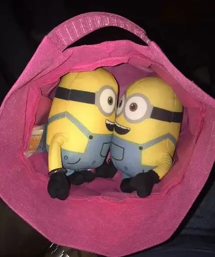 Sticker 👩‍❤️‍💋‍👩