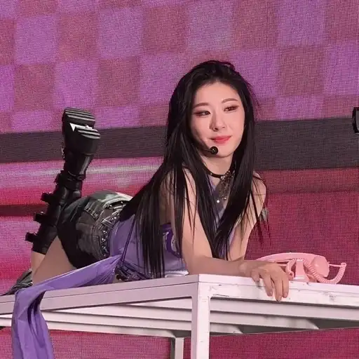Itzy chaeryeong preview