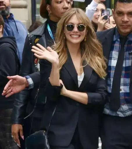 Elizabeth Olsen/Wanda Maximoff preview