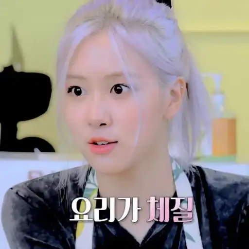 ⋆ rose ៸៸ preview