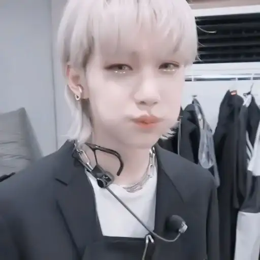 あ 𝘮𝘰𝘰𝘥 𝘧𝘦𝘭𝘪𝘹 :; preview