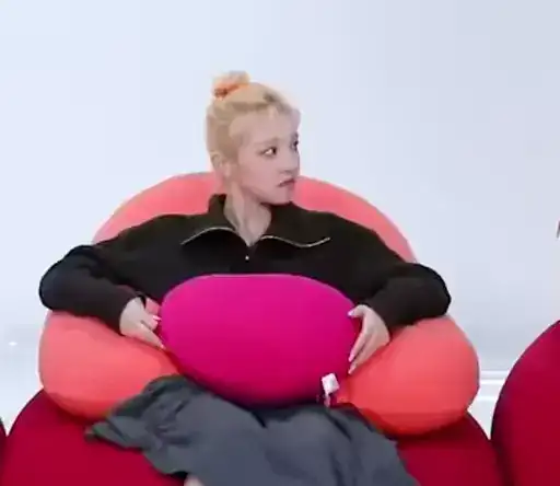 Sticker 🤷‍♀️