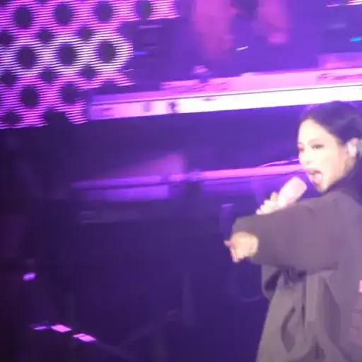 Sticker 👩‍❤️‍💋‍👩