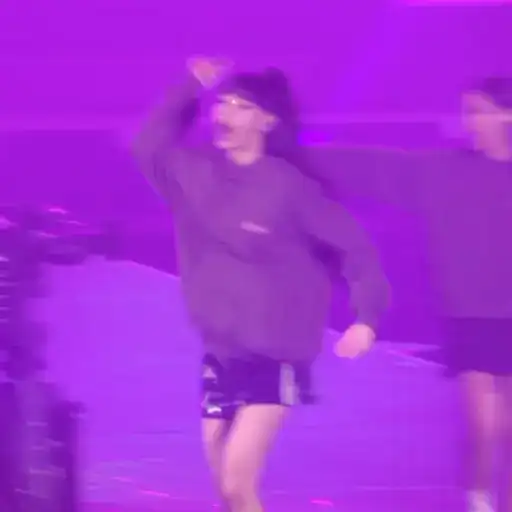 Sticker 👩‍❤️‍💋‍👩